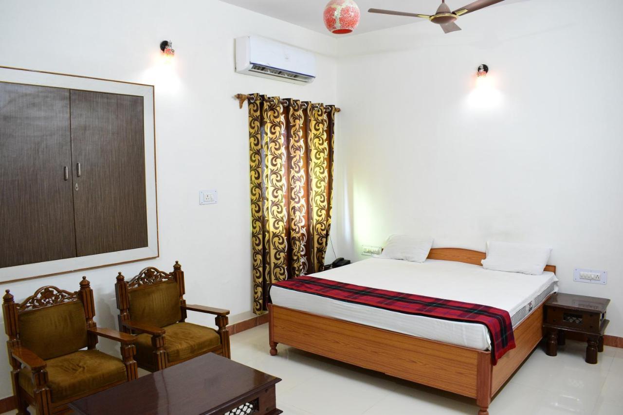 Poonam Palace Near By Airport Jodhpur  Exterior foto
